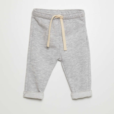 Gris