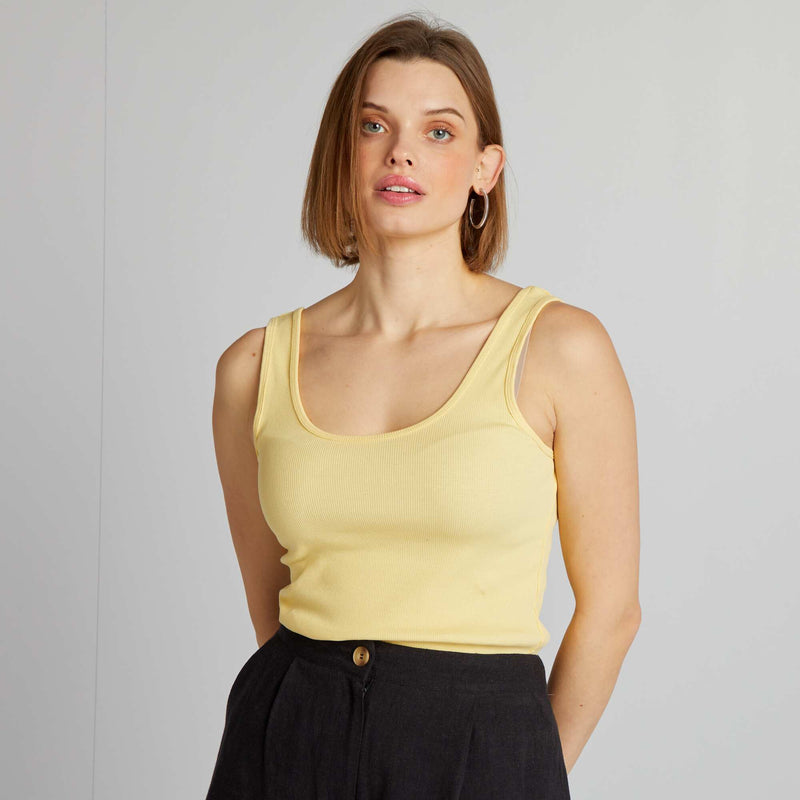 Jaune