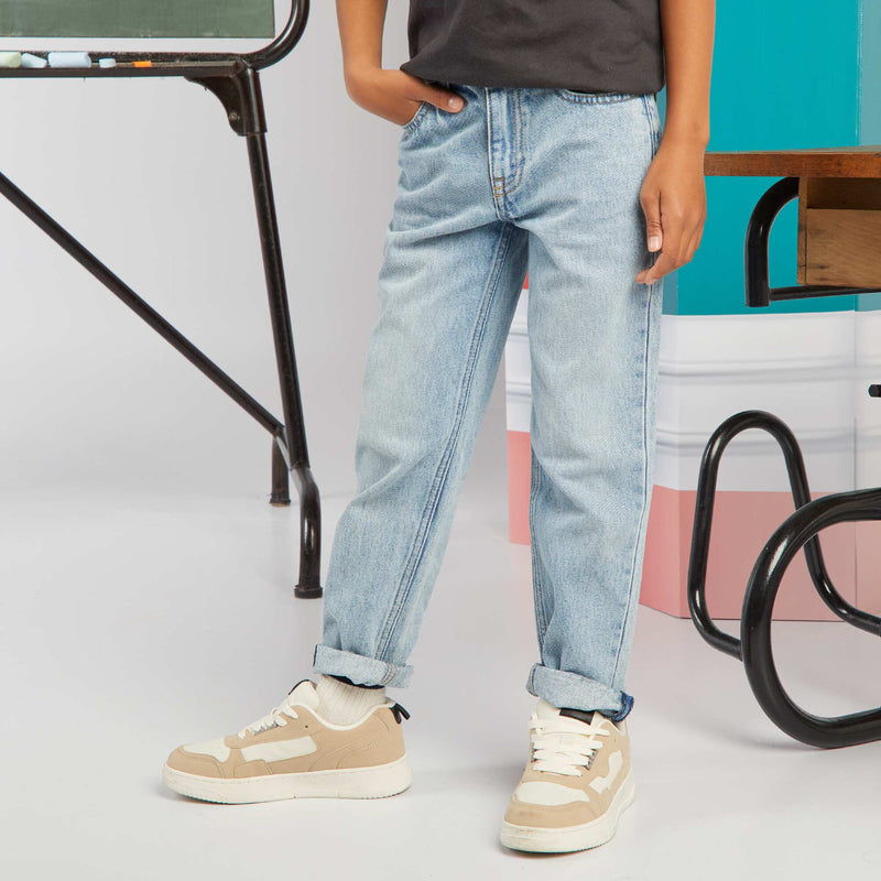 Jean droit à 5 poches