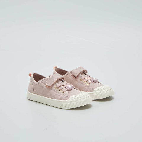 Baskets en toile