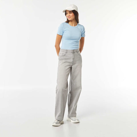 T-shirt cropped manches courtes