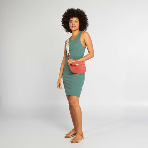 Robe courte