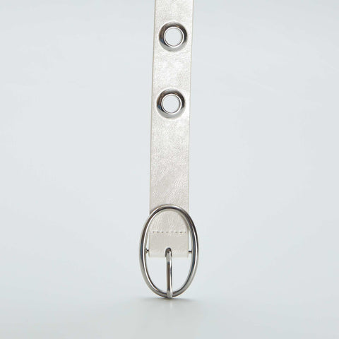 Ceinture métallique à œillets