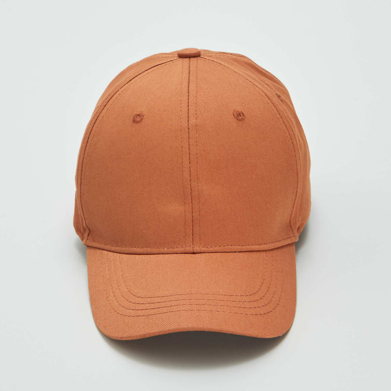 Casquette basique style baseball