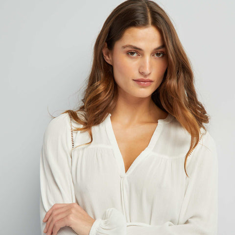 Blouse unie à col V