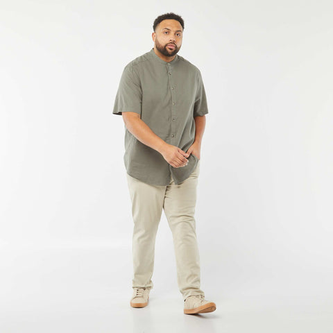 Chemise unie à manches courtes en lin mélangé