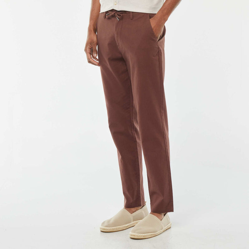 Pantalon chino droit en lin mélangé – Marron – Kiabi Maroc