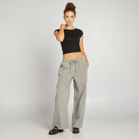 T-shirt crop top manches courtes