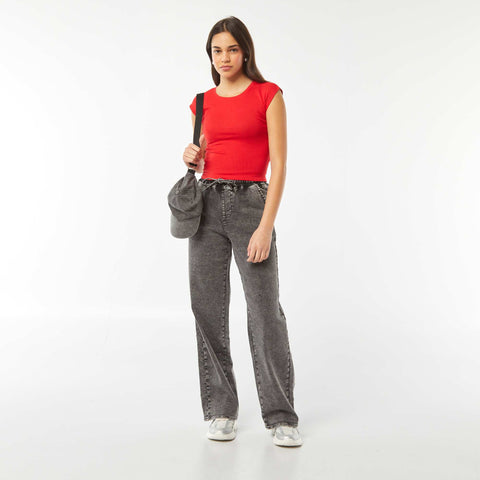 T-shirt crop top manches courtes
