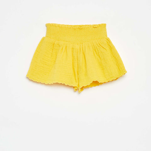 JAUNE