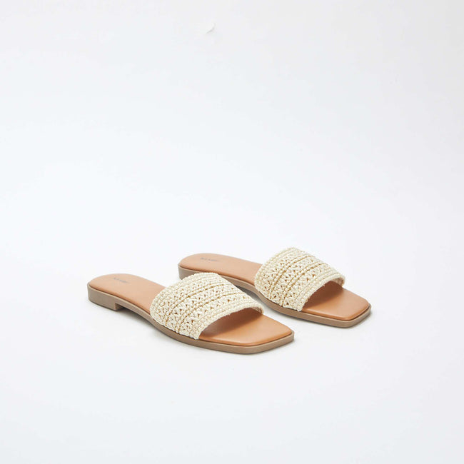 beige