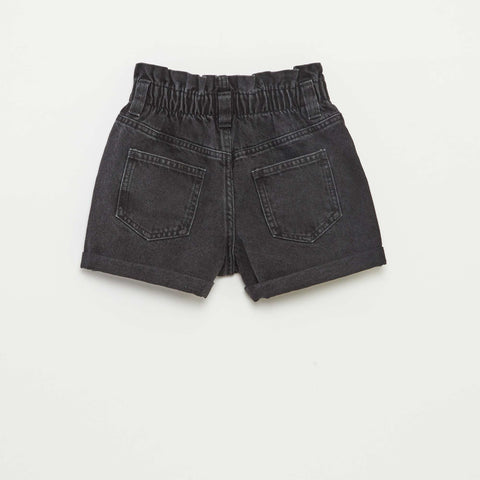 Short en jean avec revers à la base