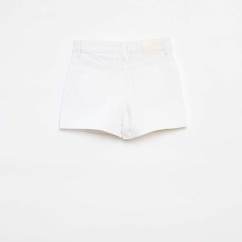 Short en denim avec broderies