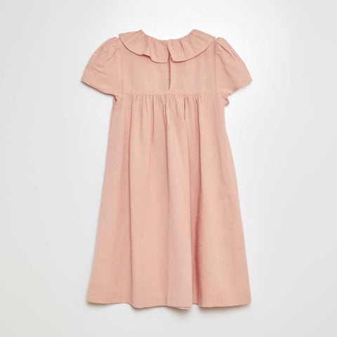 Robe en lin avec collerette