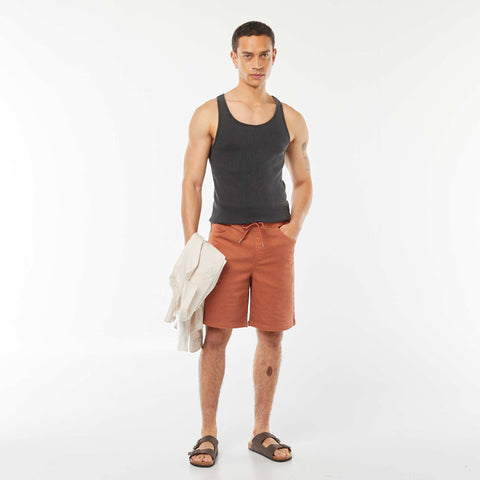 Bermuda uni avec taille élastiquée et cordons de serrage