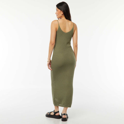 Robe à bretelles coupe midi en crochet