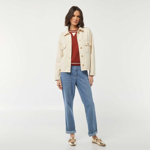 Veste en jean avec boutons dorés