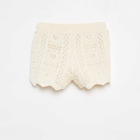 Short uni en crochet
