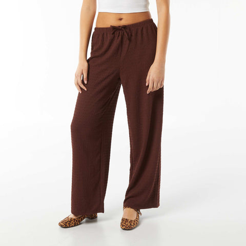 Pantalon large en maille crêpée