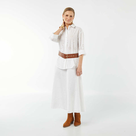 Chemise avec broderies anglaises