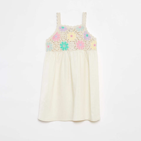 Robe bimatière avec top en crochet fleuri