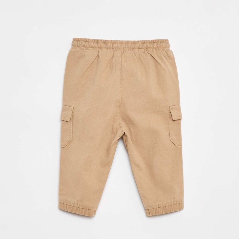 Pantalon jogger en twill avec poches à rabat