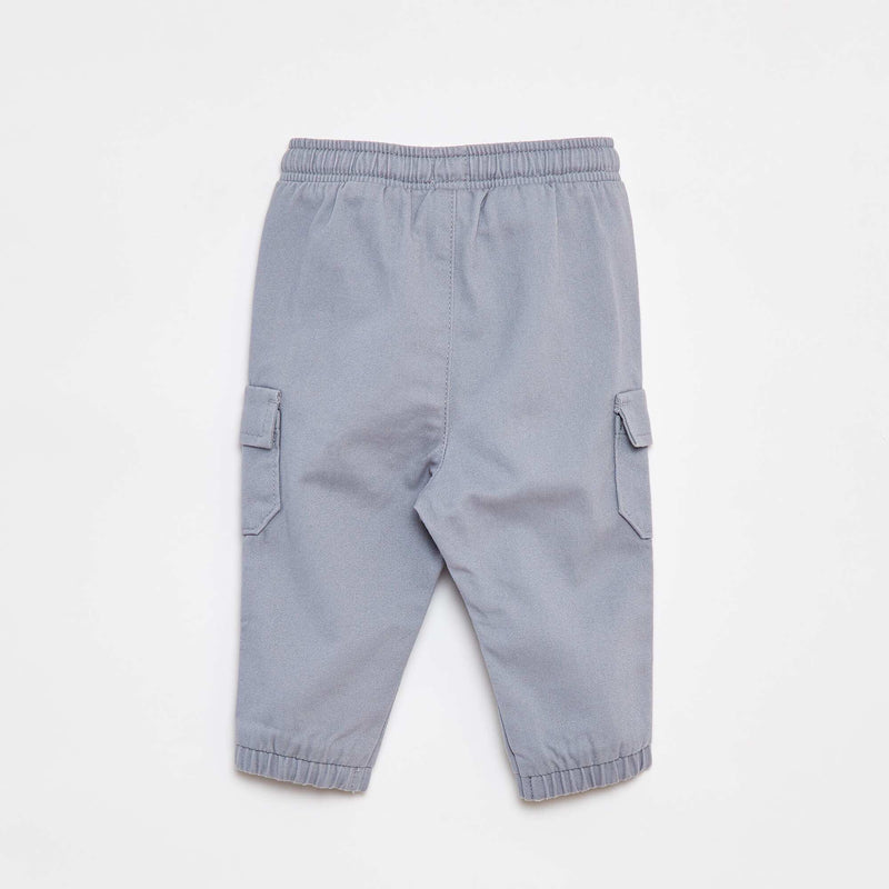 Pantalon jogger en twill avec poches à rabat