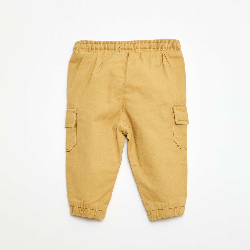 Pantalon jogger en twill avec poches à rabat