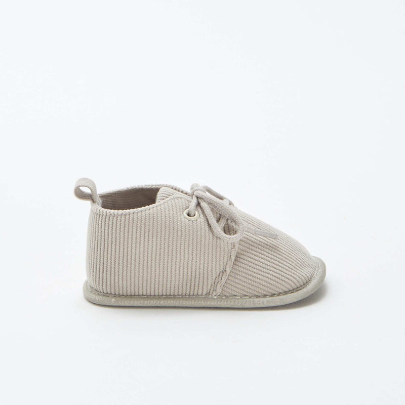 Chaussons à lacets