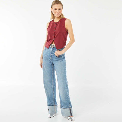 Veste légère sans manches avec ouverture boutonnée