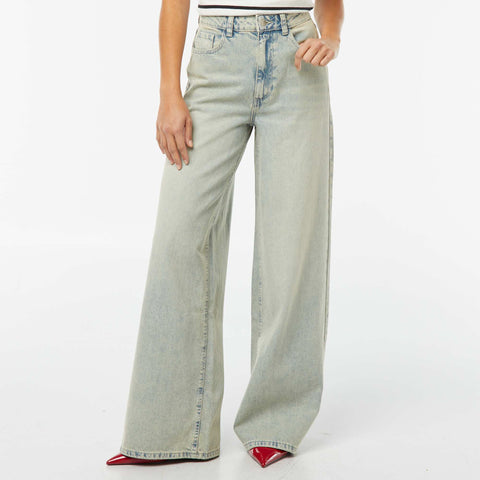 Pantalon en jean wide leg à taille haute