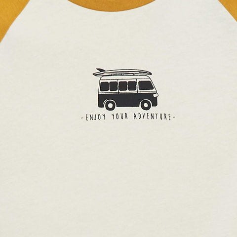 Tee-shirt imprimé avec manches courtes raglan