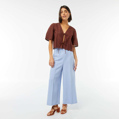 Blouse  avec liens et manches 3/4
