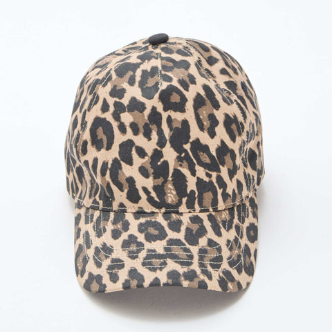 Casquette à motif léopard