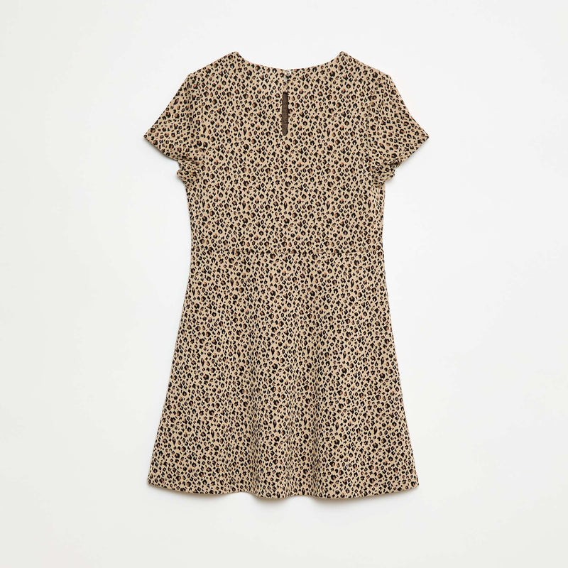 Robe Milano à la coupe évasée à manches courtes