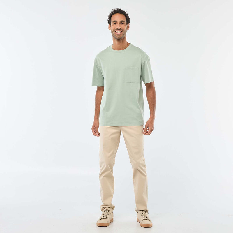 T-shirt uni à manches courtes avec poche poitrine