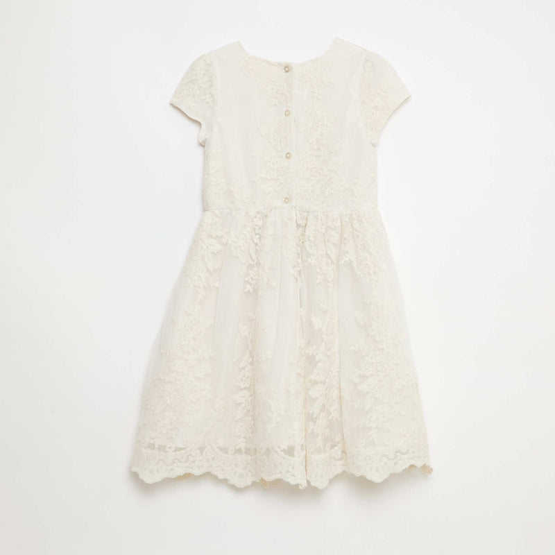 Robe en tulle broderie anglaise unie