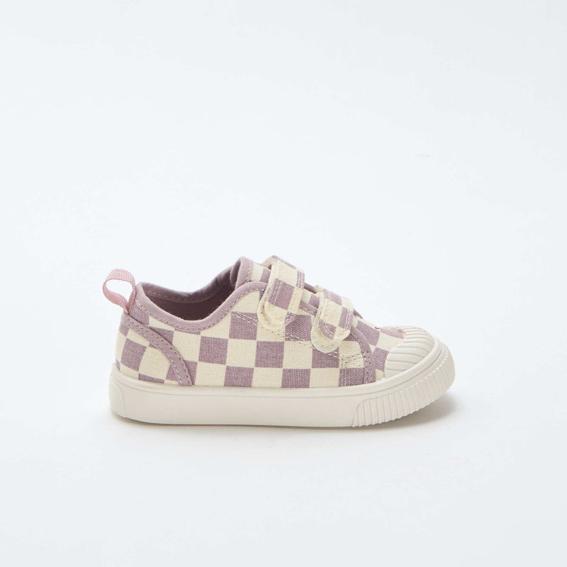 Baskets en toile imprimé damiers