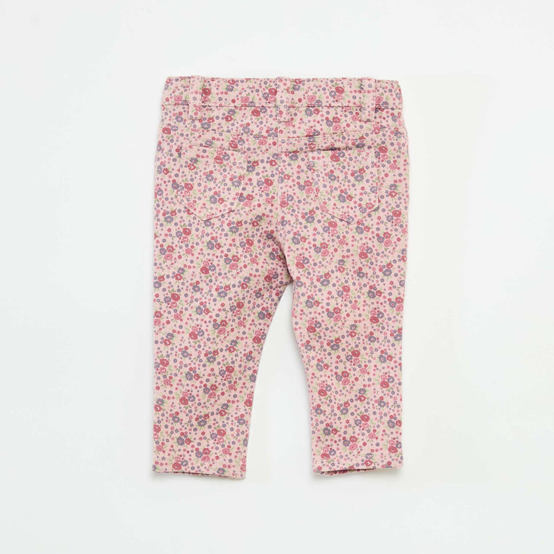 Jean slim à motif floral