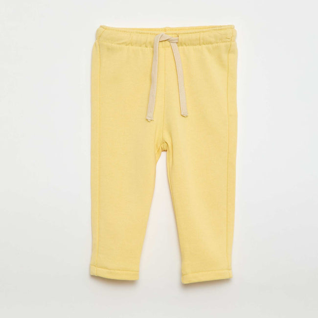 Jaune