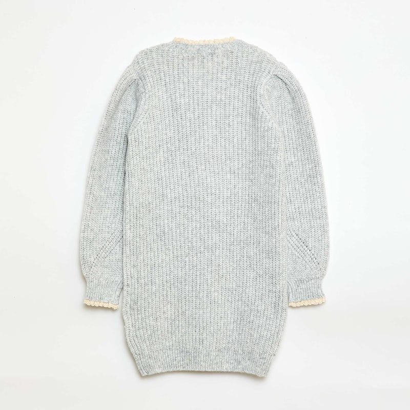 Robe pull avec col en dentelle