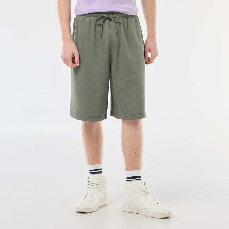 Short avec patch en coton uni