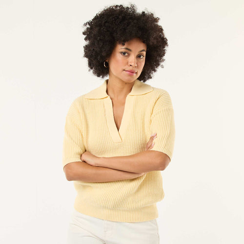 Pull esprit polo avec encolure V