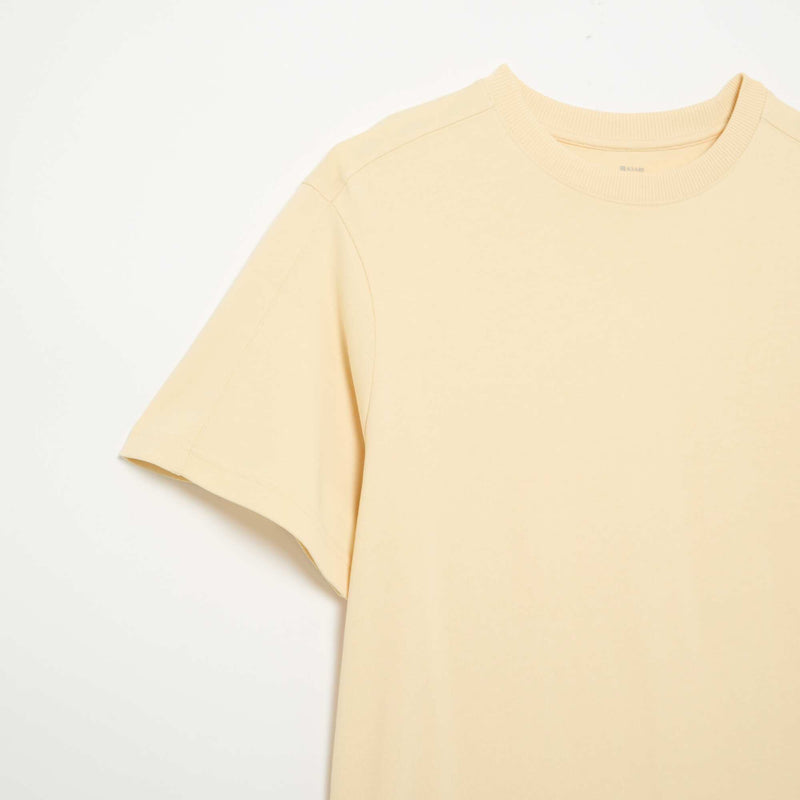 Jaune