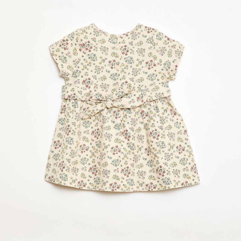 Robe en lin mélangé avec ceinture