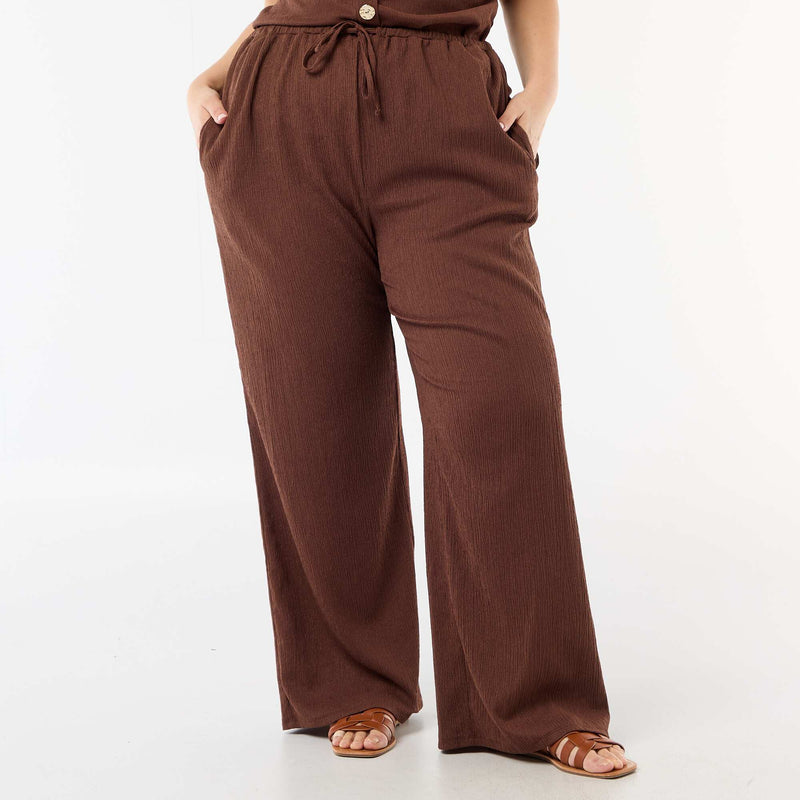 Pantalon large en maille crêpée