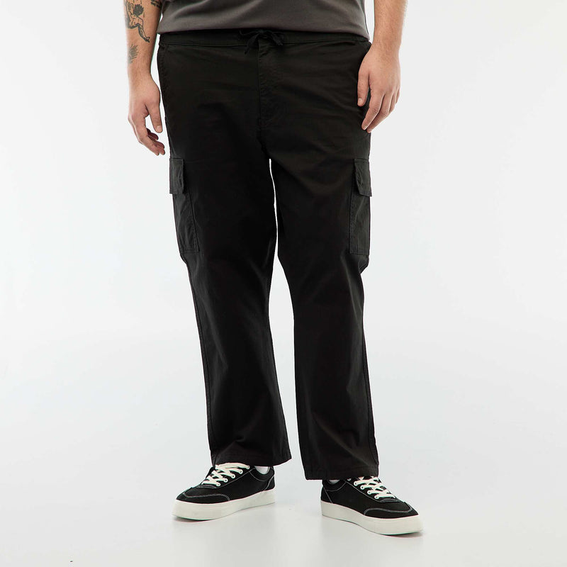 Pantalon multipoches coupe droite / regular fit