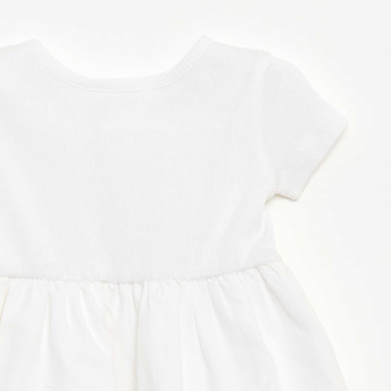 Robe à manches courtes forme boule