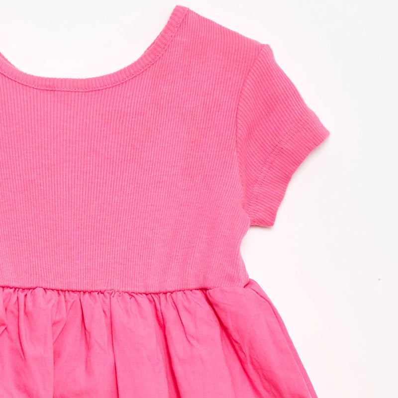 Robe à manches courtes forme boule