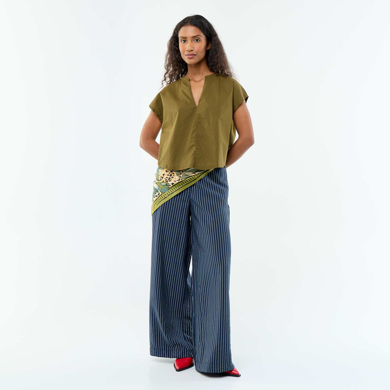 Blouse à manches courtes et col V